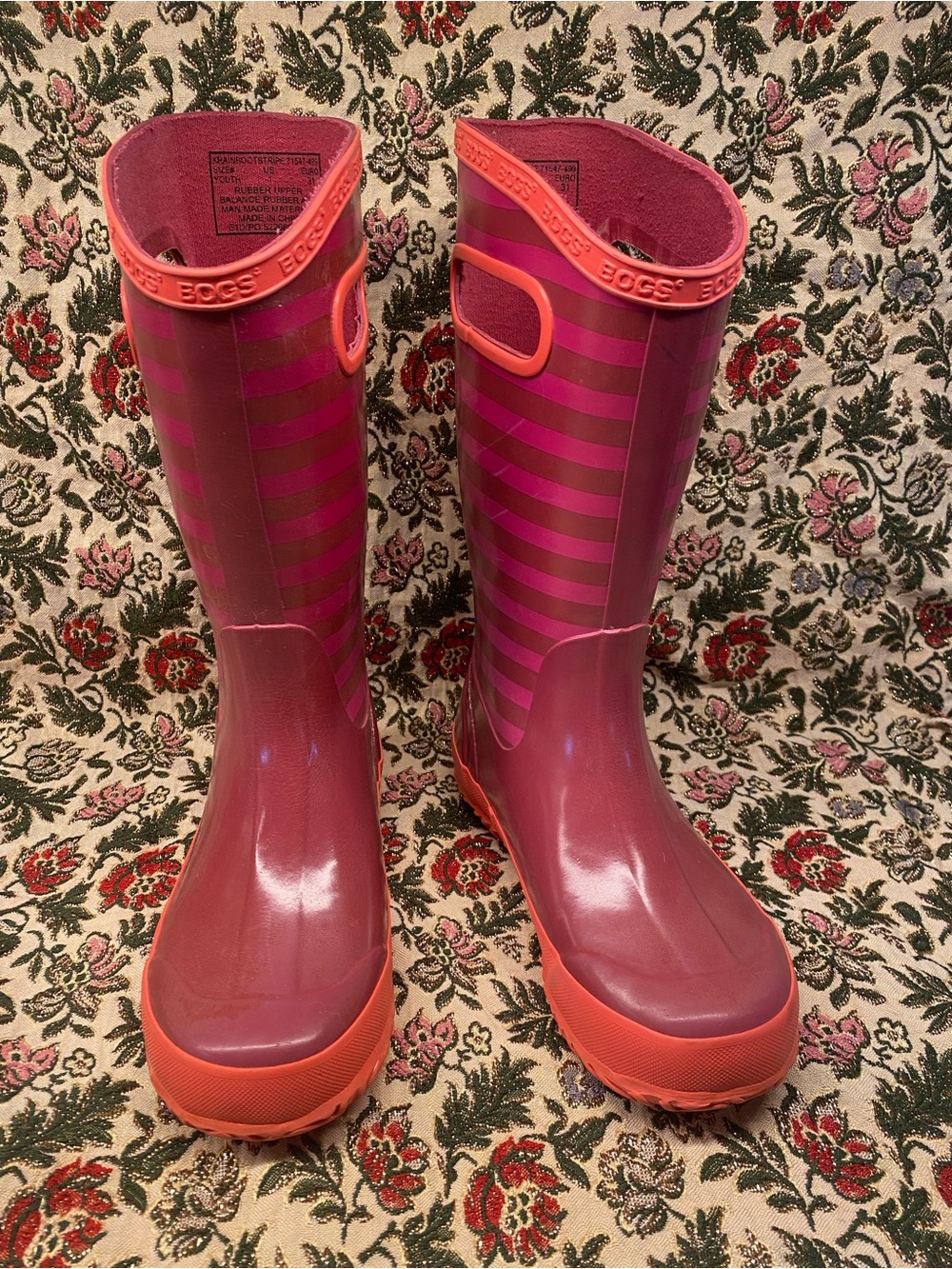Bogs Youth size 1 Pink Striped Rain/Snow Boots